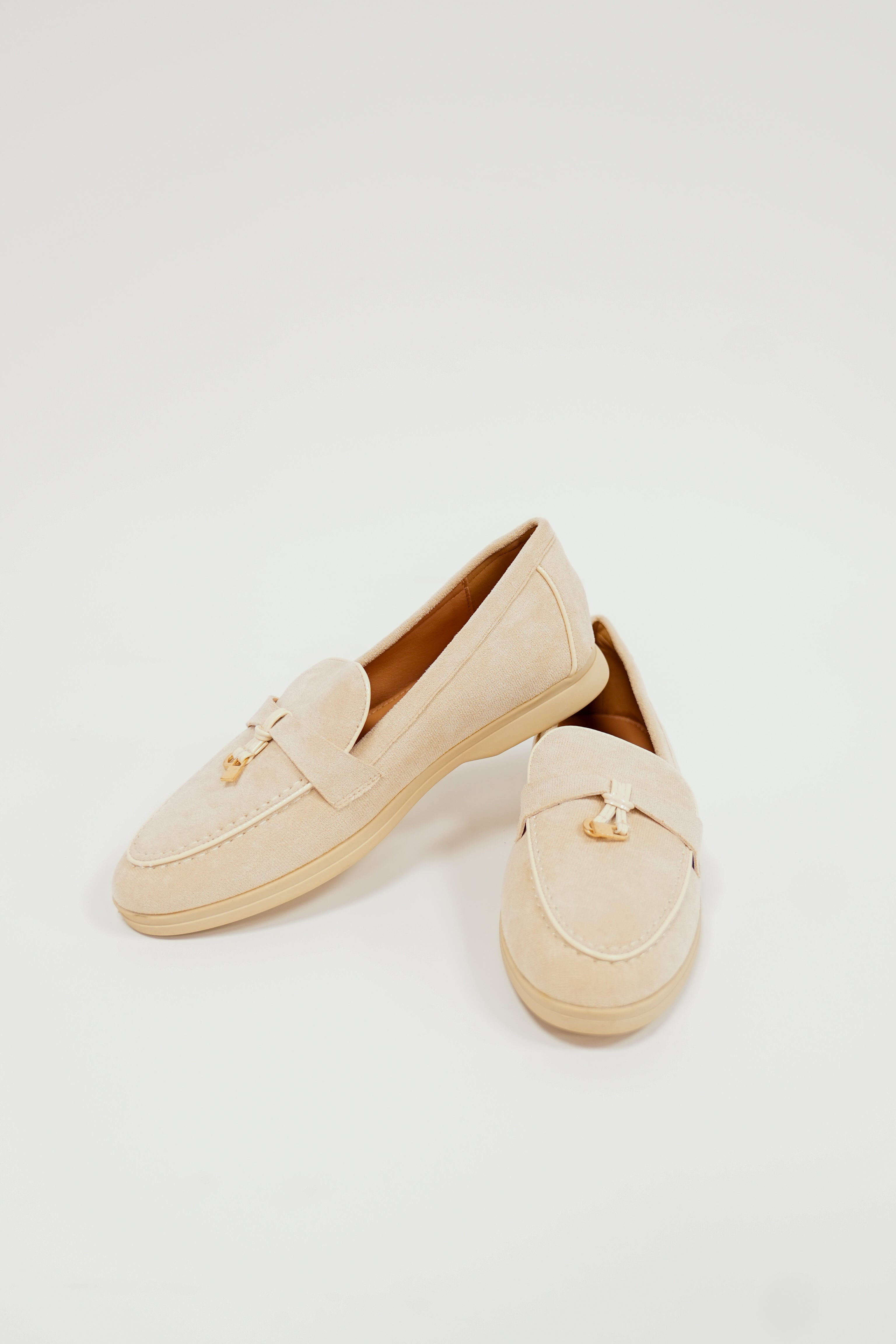 Lova Loafers Beige
