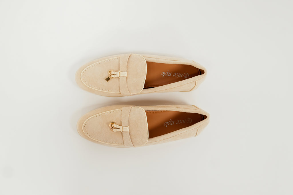 Lova Loafers Beige