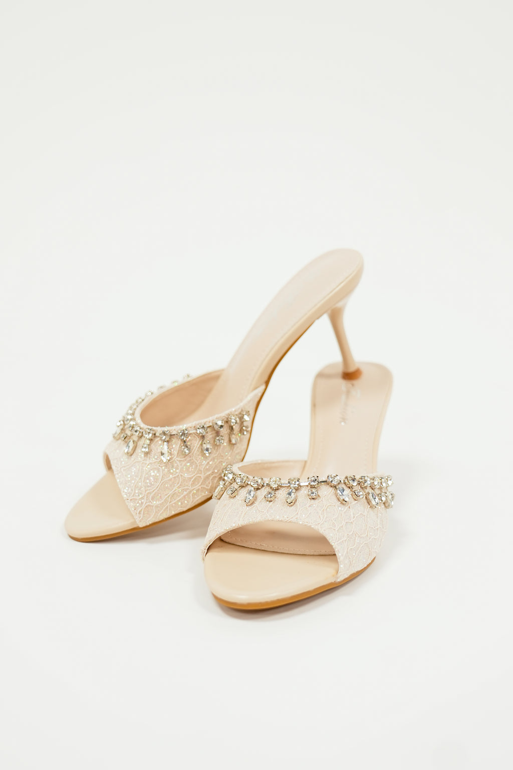 Noir Heels