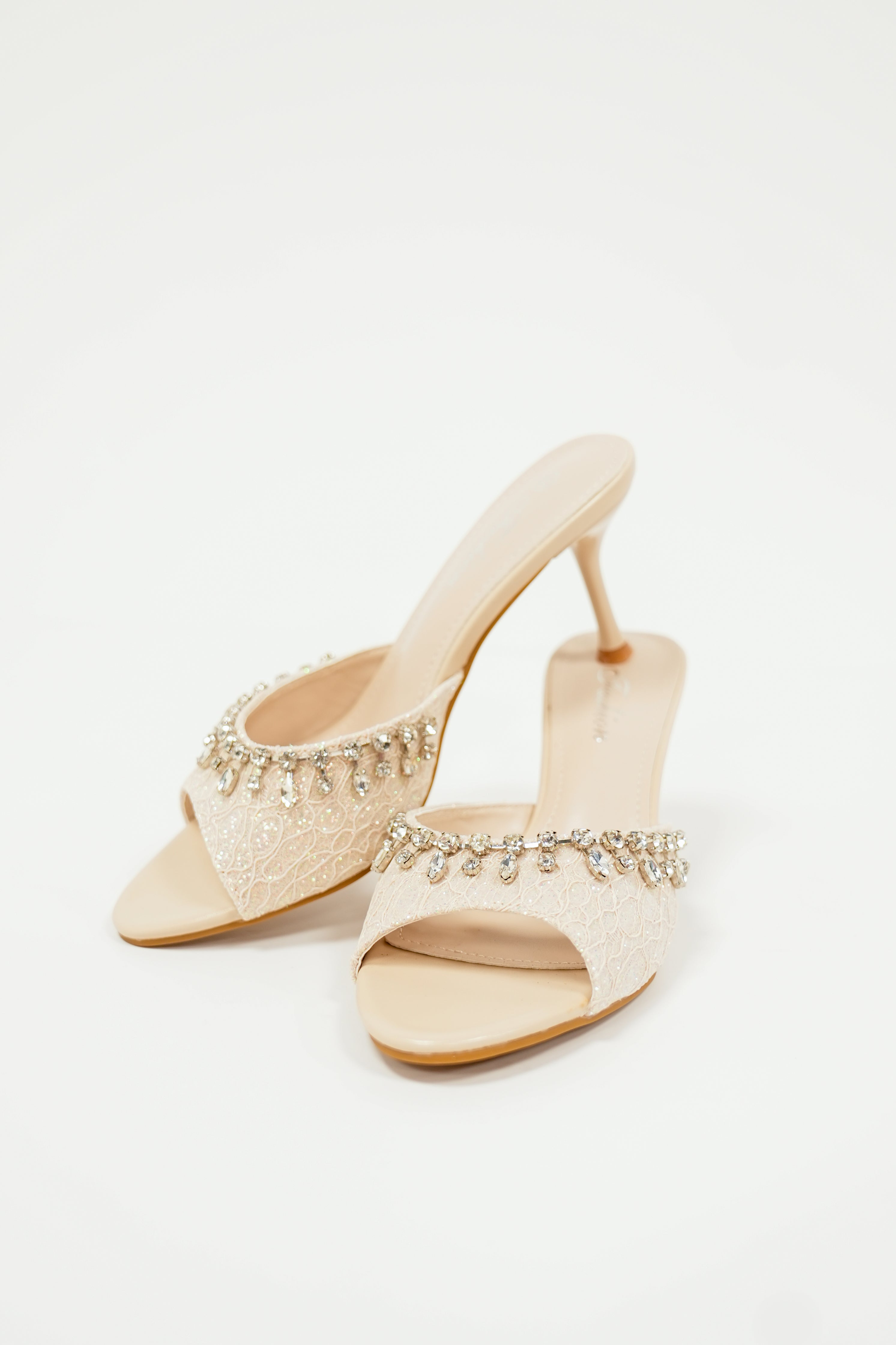 Noir Heels