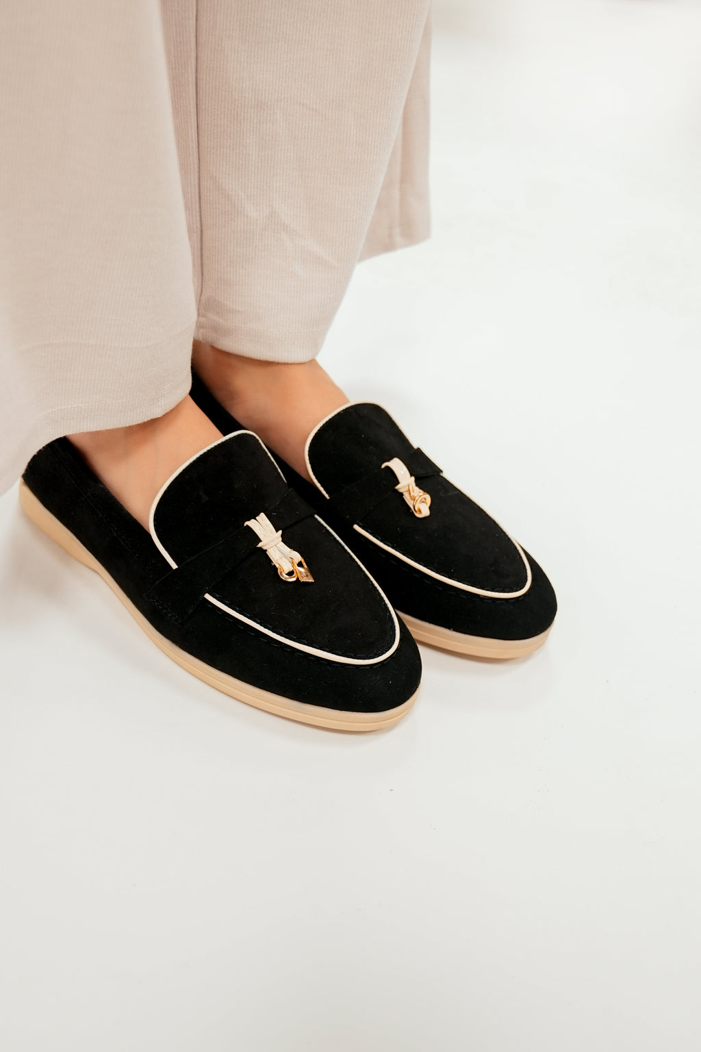 Lova Loafers Black