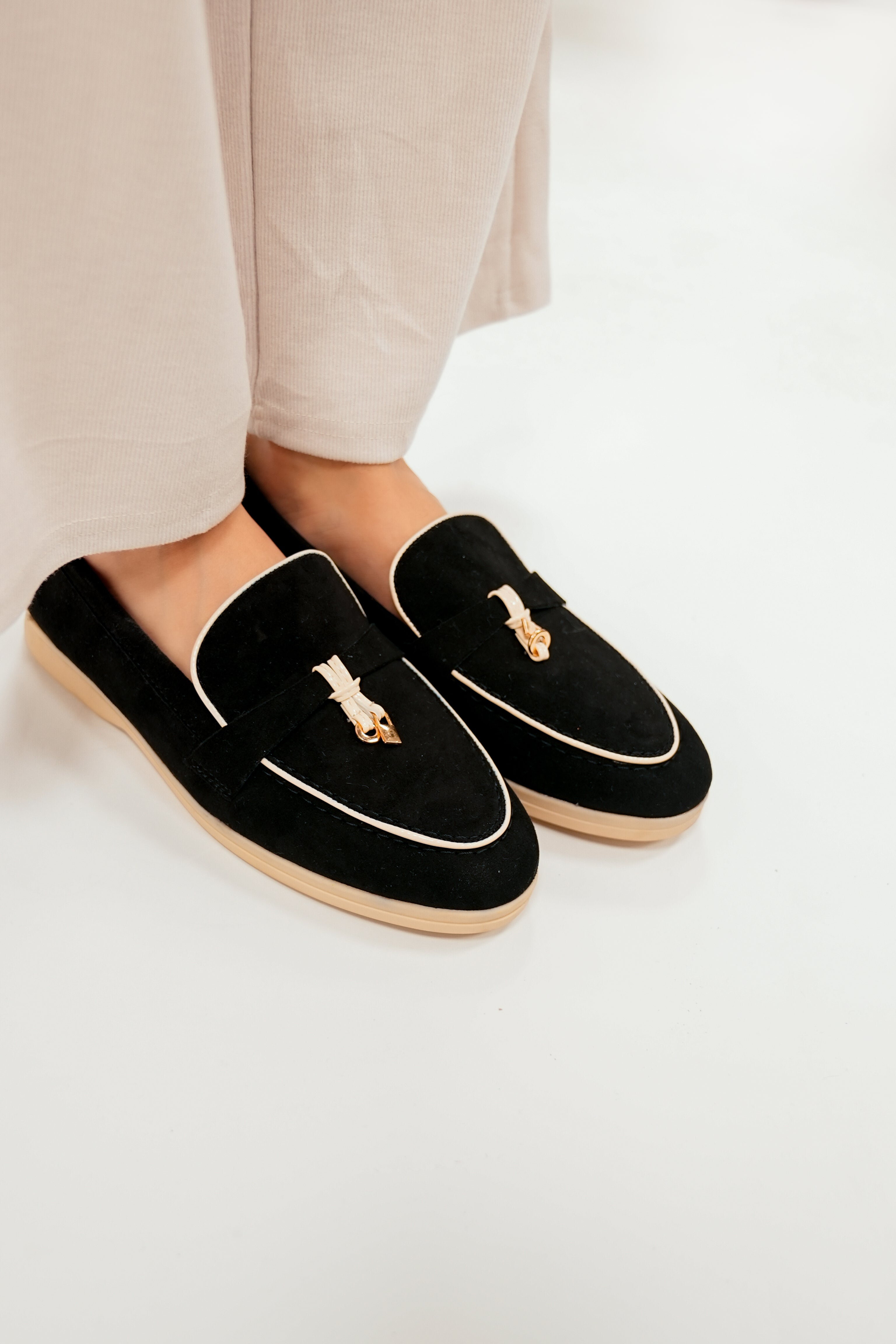 Lova Loafers Black